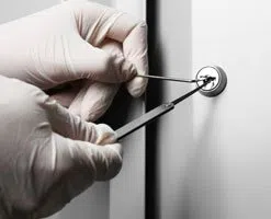 Lock Key Store Bronx, NY 718-304-2928 - 14-Eviction-Locksmith